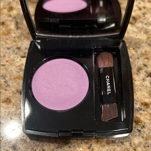 CHANEL Eyeshadow ombré essentielle- 232 Lilas poudre